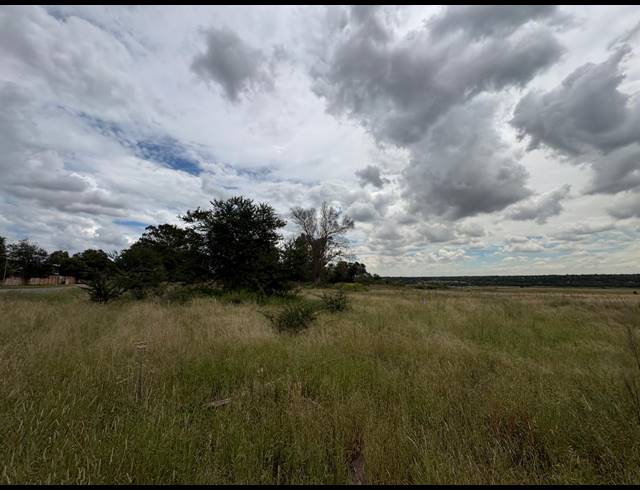 1,993M² VACANT LAND FOR SALE IN VAALPARK